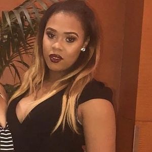 Meet your Posher, Destiny